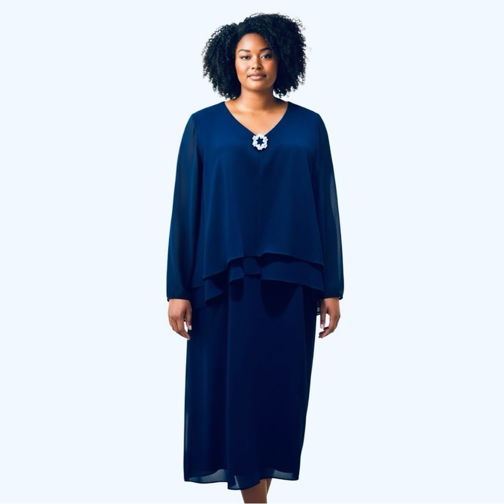 Patra Mother of the Bride Dress Size 10 Gown Navy Ruffle Hem. Diamante brooch